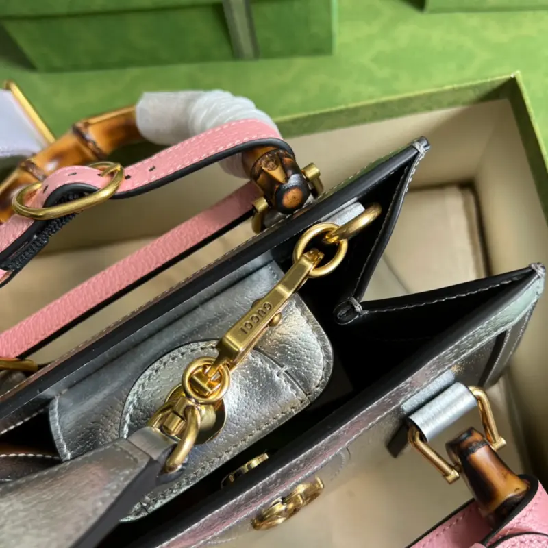 702732 CM 1 High-Quality Bags - Image 7