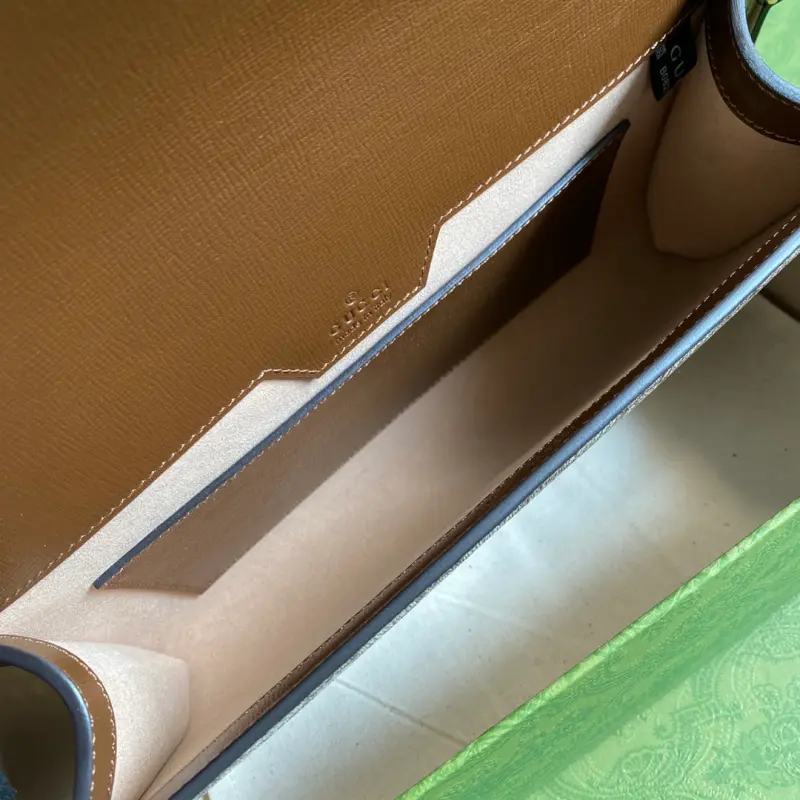 677286 CM 1 High-Quality Bags - Image 7