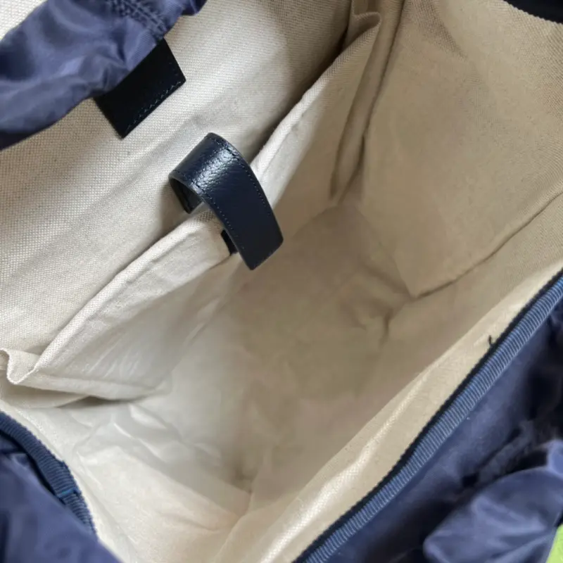 598140 CM 3 High-Quality Bags - Image 7