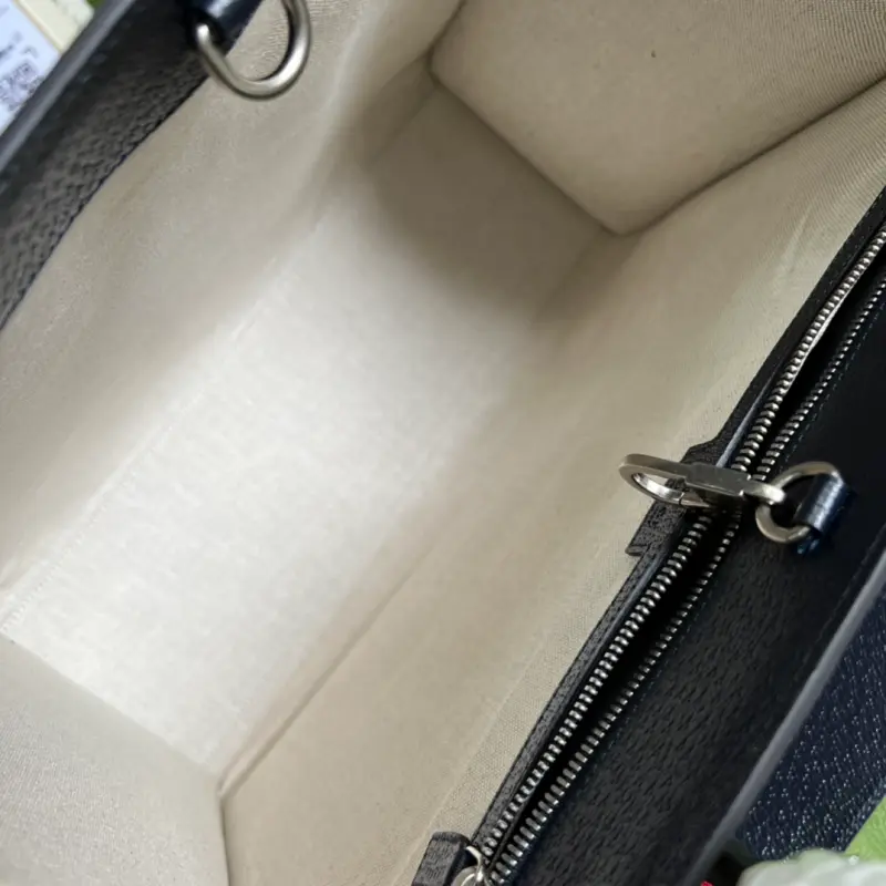 674148 CM 2 High-Quality Bags - Image 7