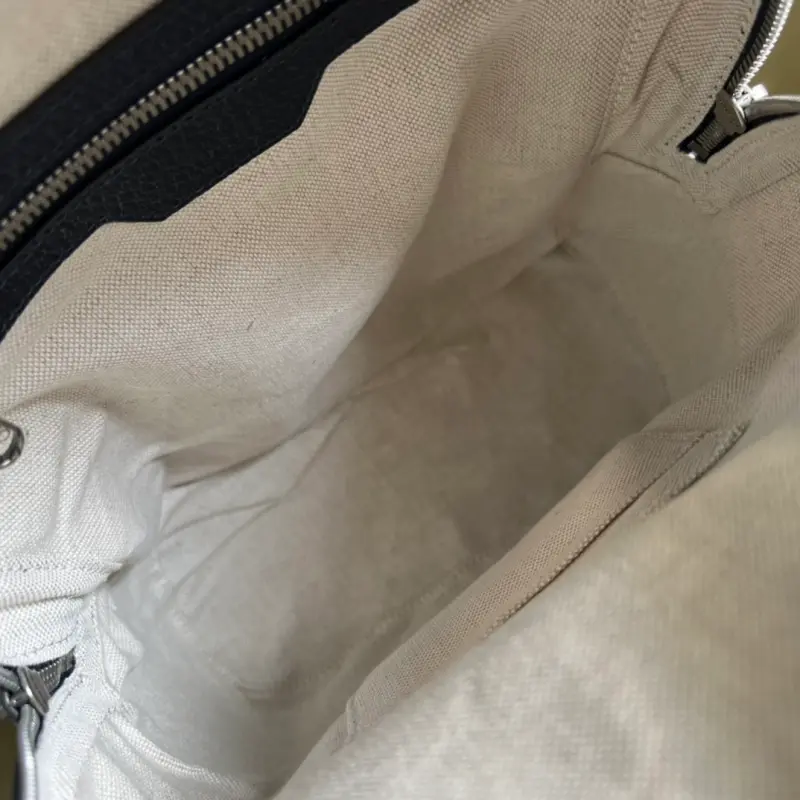 685769 High-Quality Bags - Image 7