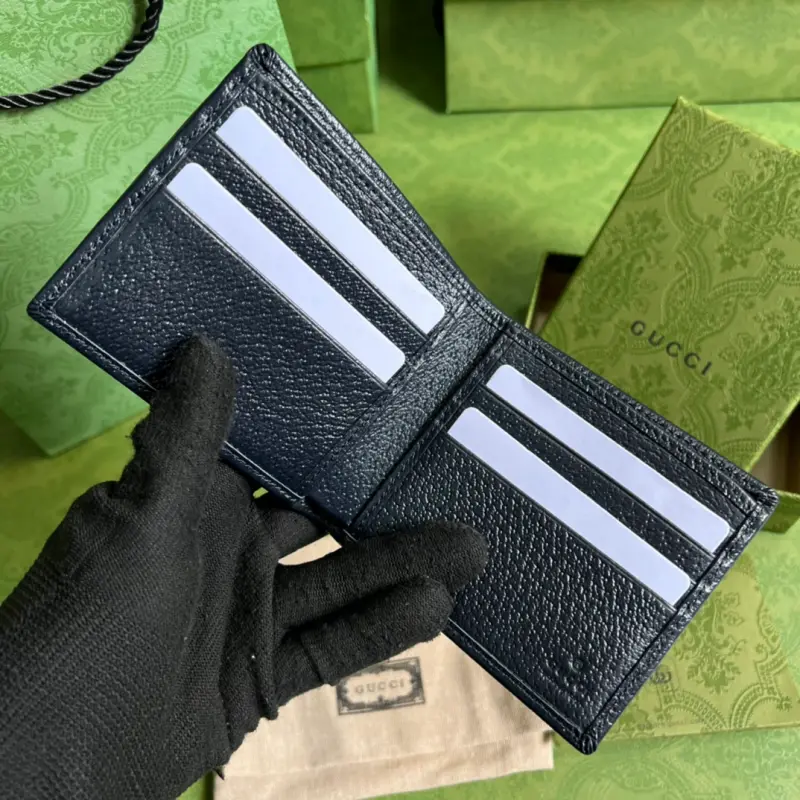 597606 CM 2 High-Quality Bags - Image 7