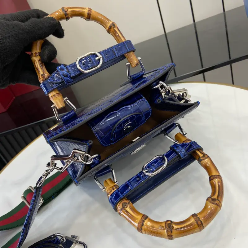 702732 CM 2 High-Quality Bags - Image 7