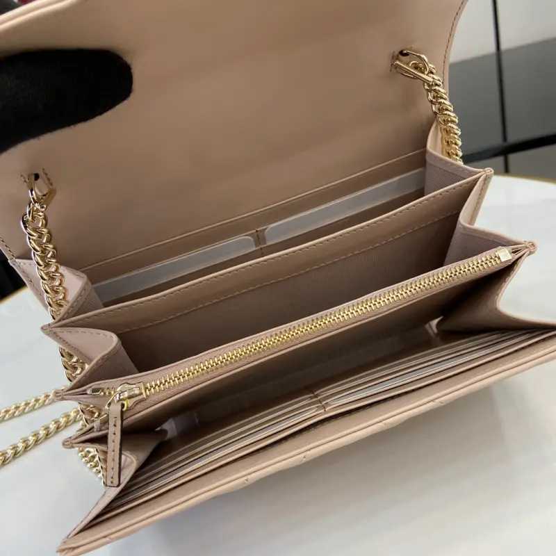 474575 CM 1 High-Quality Bags - Image 9