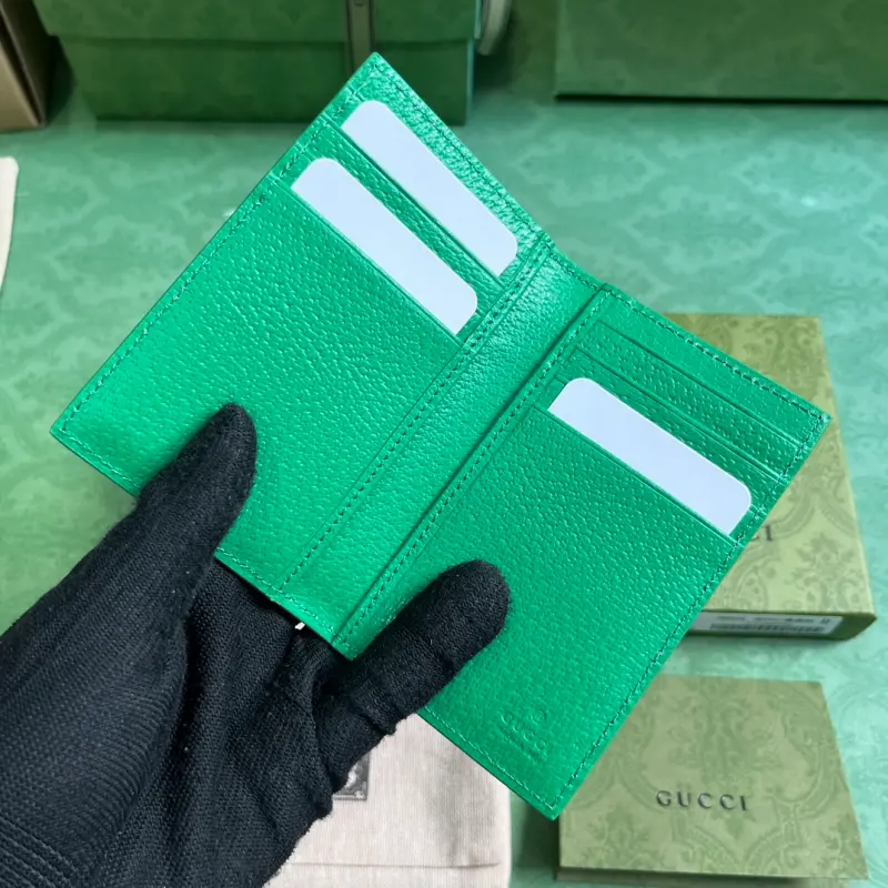 768249 CM 4 High-Quality Bags - Image 7