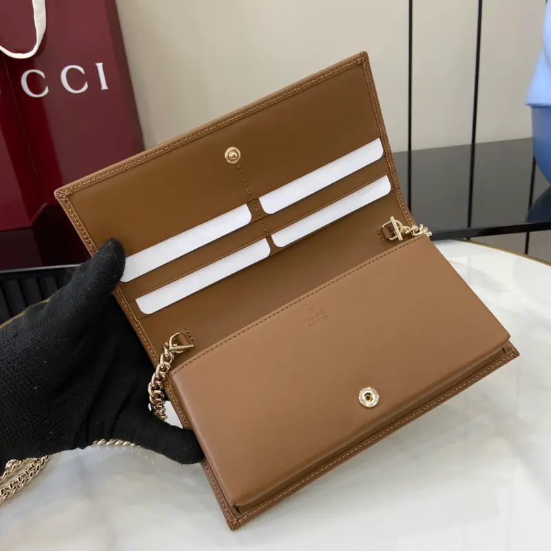 621892 CM 2 High-Quality Bags - Image 7