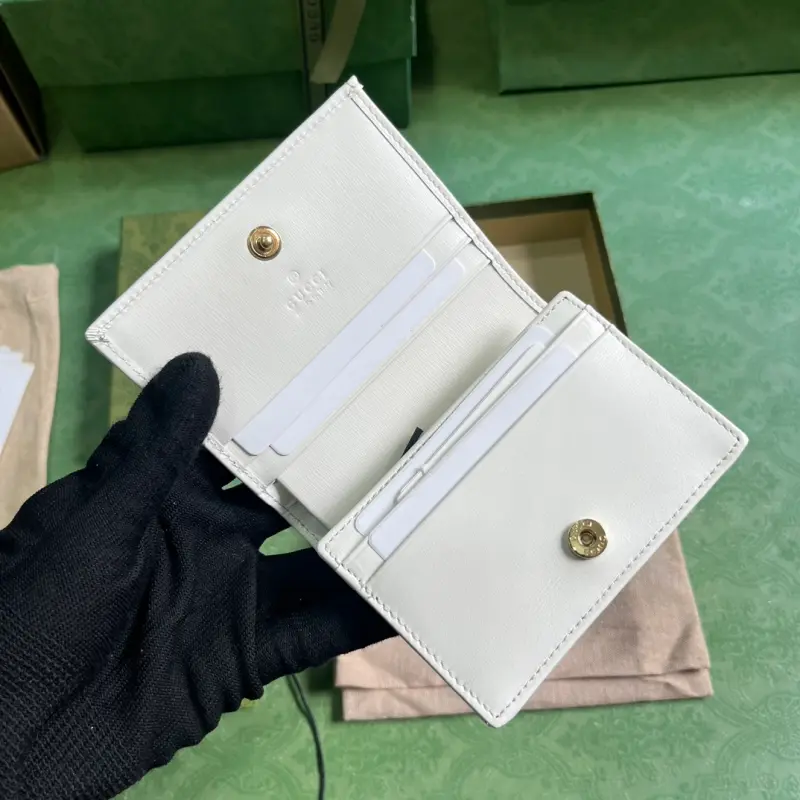 621887 CM 6 High-Quality Bags - Image 7