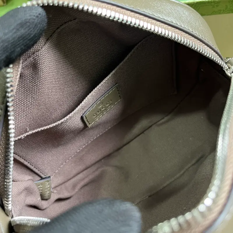 760175 CM 3 High-Quality Bags - Image 7