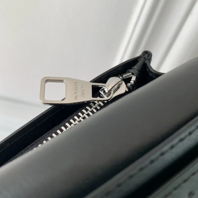 M66540 19x10cm High Quality Bags - Image 7