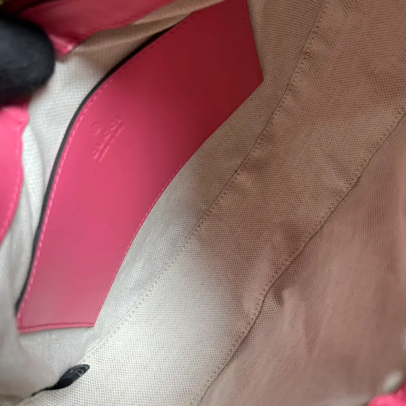 739709 CM 4 High-Quality Bags - Image 7