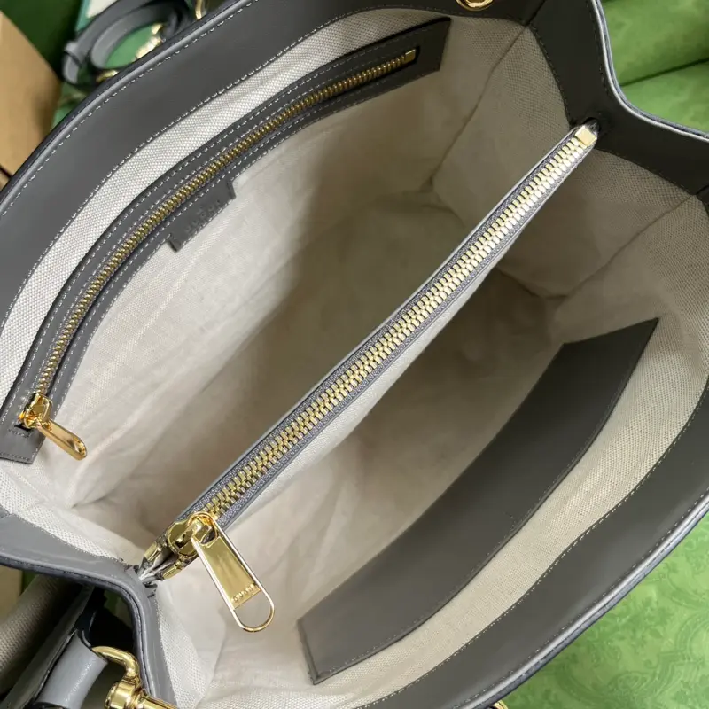 728236 CM 1 High-Quality Bags - Image 7