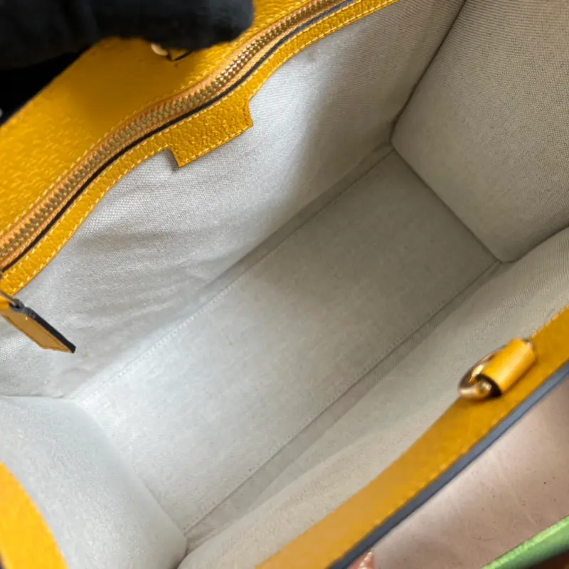 680956 CM 1 High-Quality Bags - Image 7