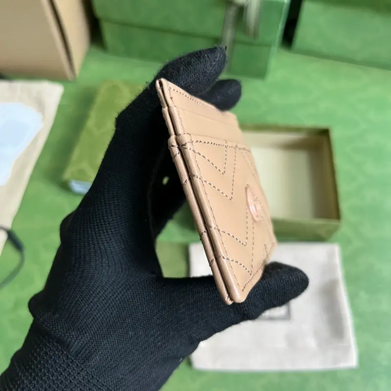 443127 CM 6 High-Quality Bags - Image 7