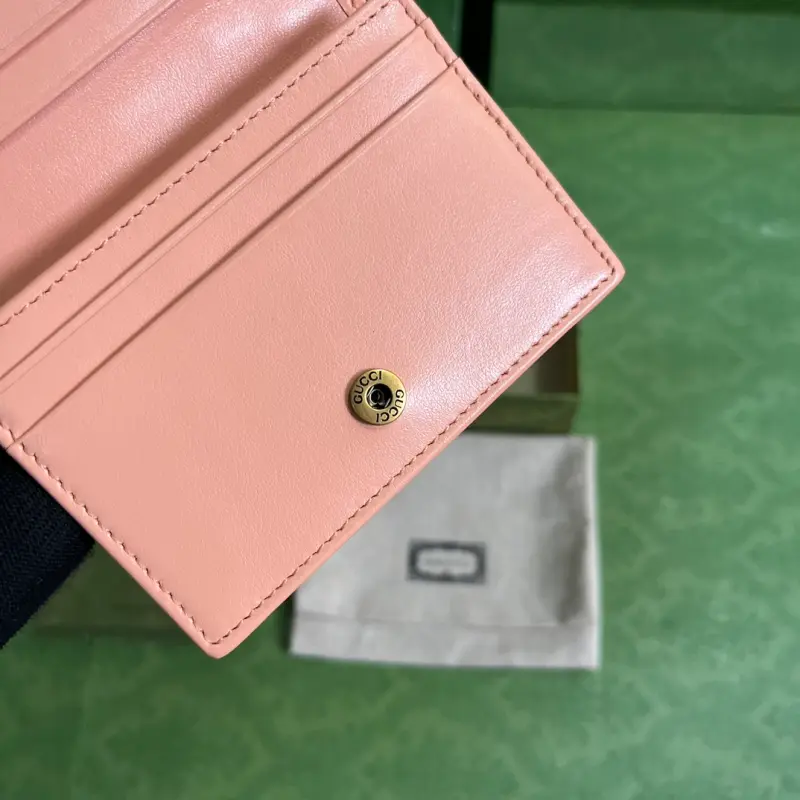 466492 CM 4 High-Quality Bags - Image 7