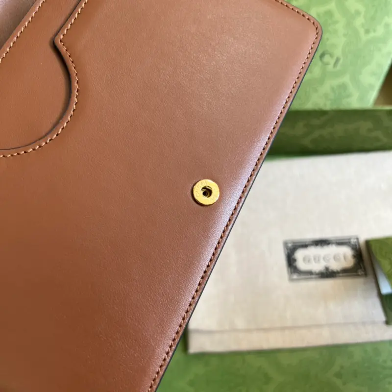 723787 CM 5 High-Quality Bags - Image 7