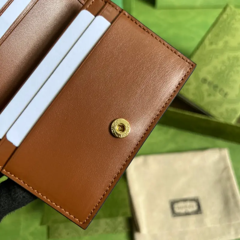 723786 CM 3 High-Quality Bags - Image 7