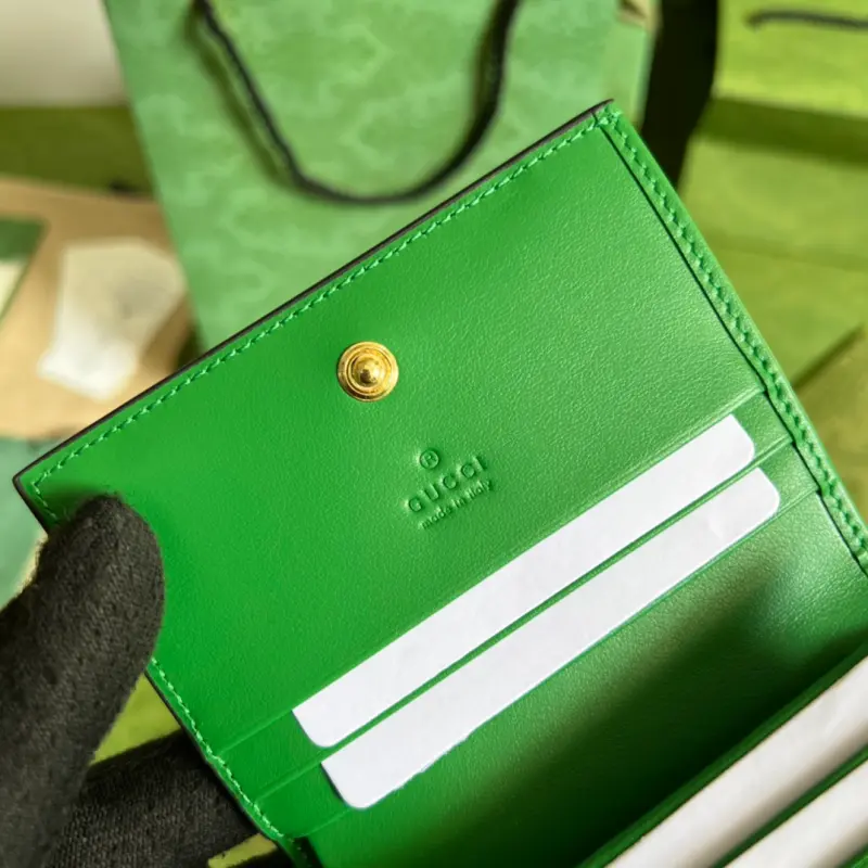 723786 CM 4 High-Quality Bags - Image 7