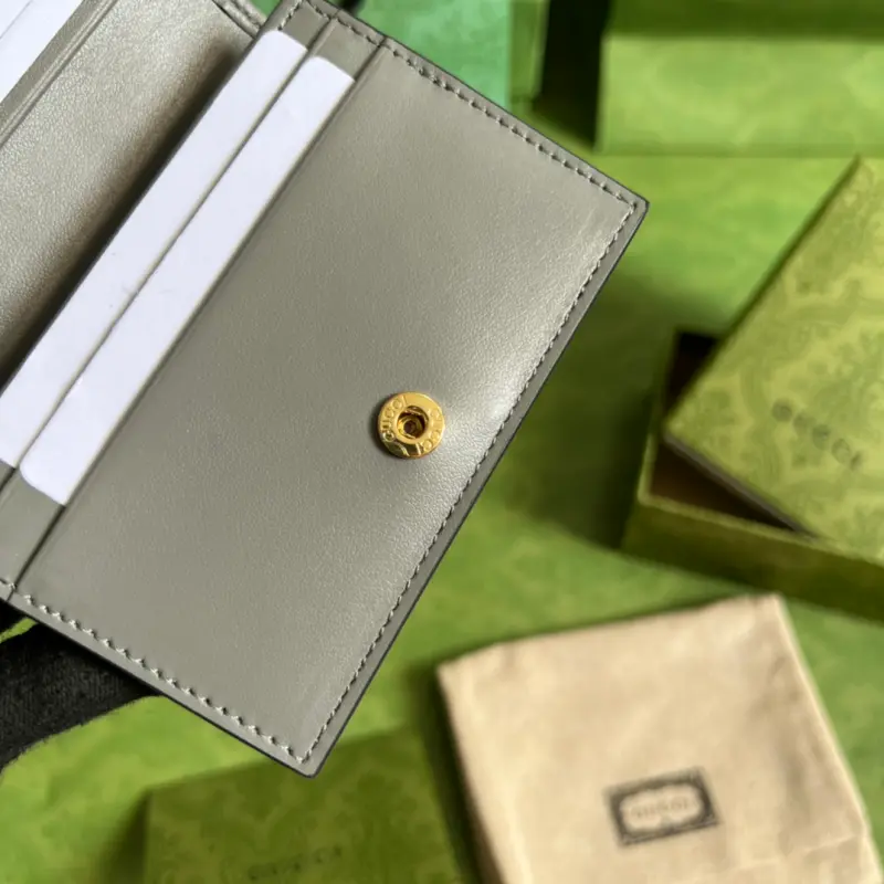 723786 CM 5 High-Quality Bags - Image 7