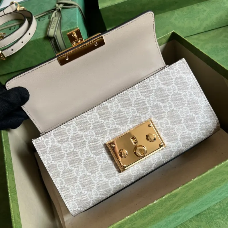 735103 CM 1 High-Quality Bags - Image 7