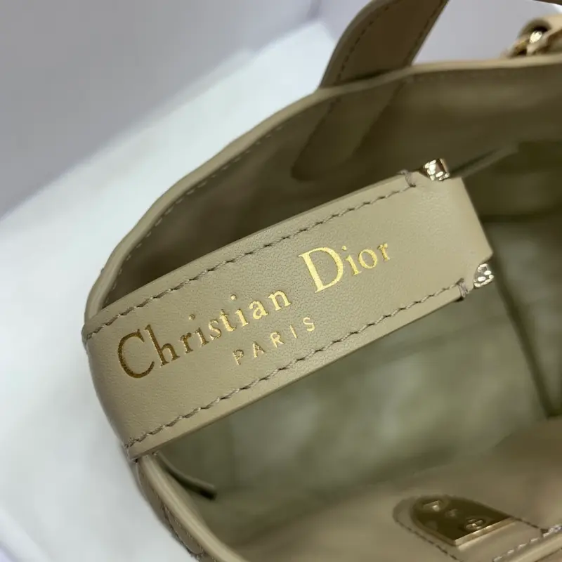 ML248 2 High Quality Bags - Image 7