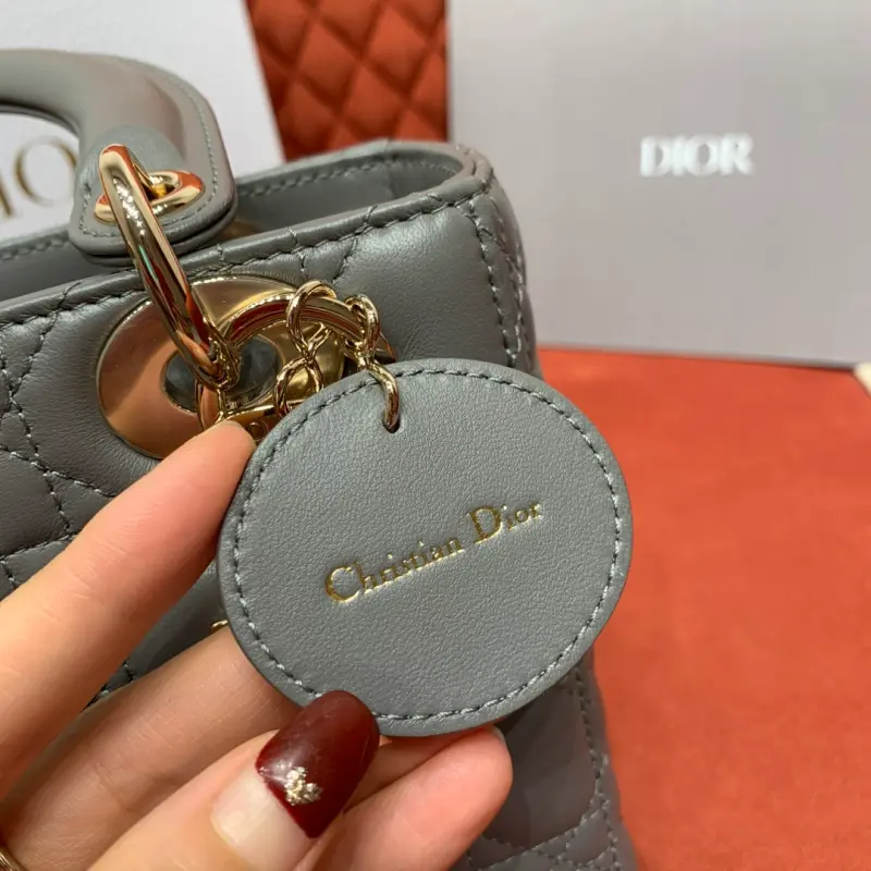 ML237 1 Grey Elephant High Quality Bags - Image 13