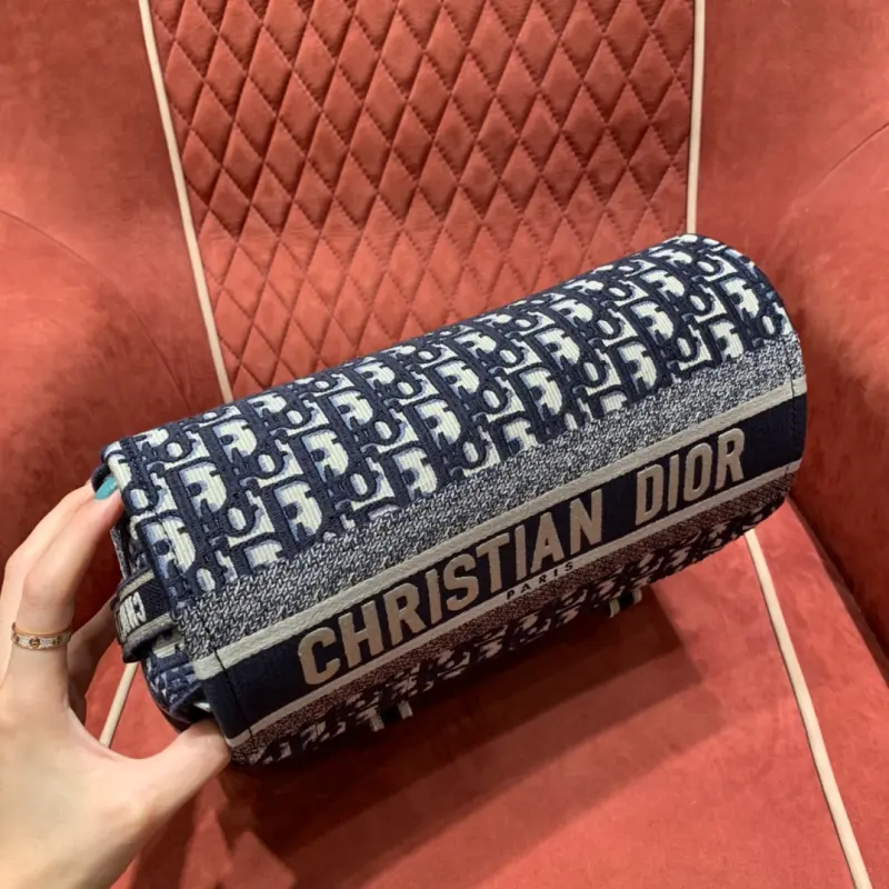 ML193 1 High Quality Bags - Image 7