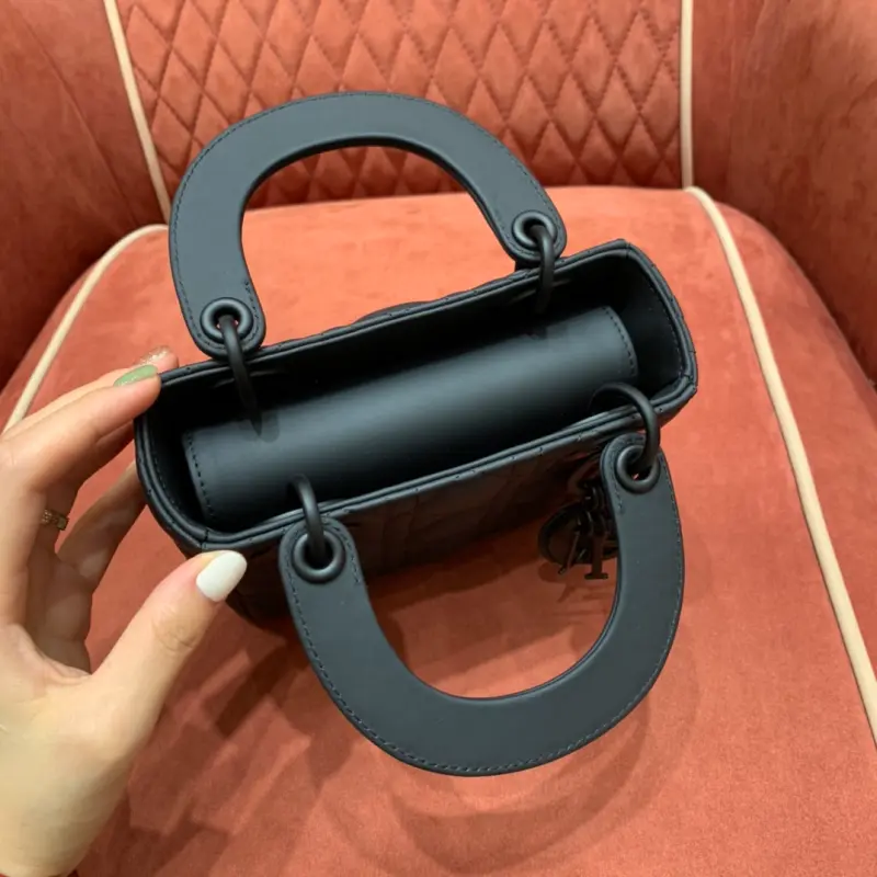 ML184 5 High Quality Bags - Image 6