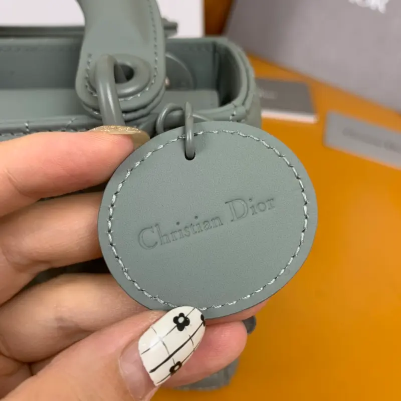 ML184 3 High Quality Bags - Image 7