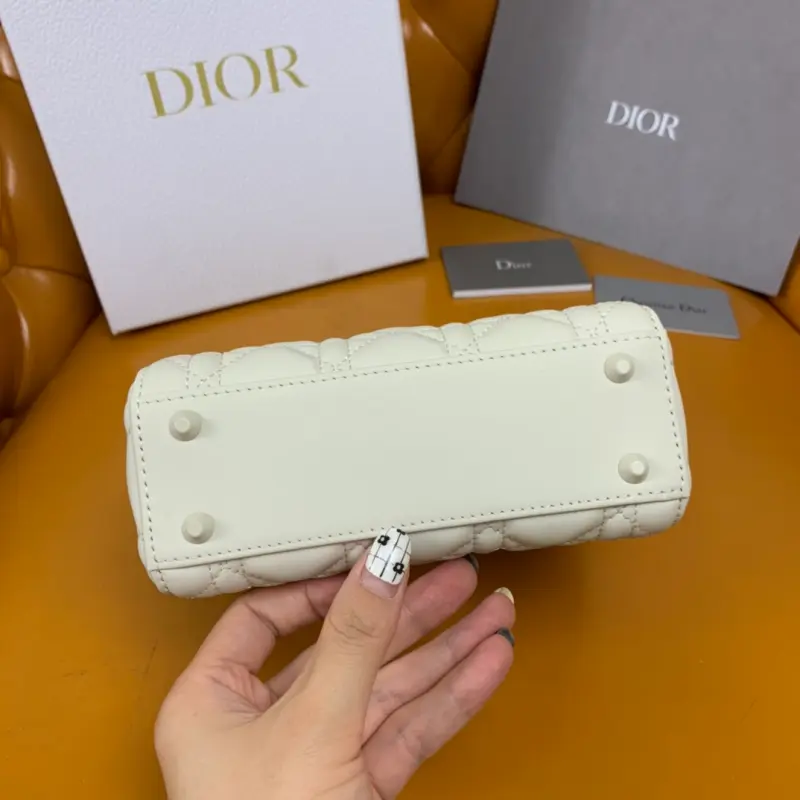 ML184 2 High Quality Bags - Image 6