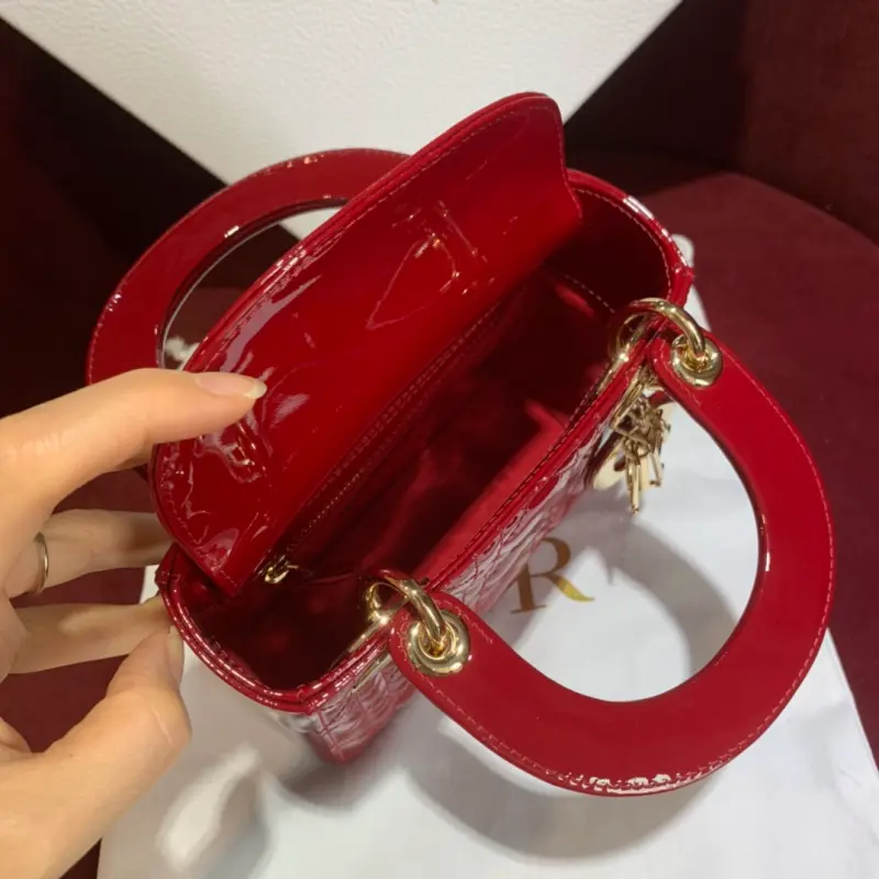 ML181 4 High Quality Bags - Image 7