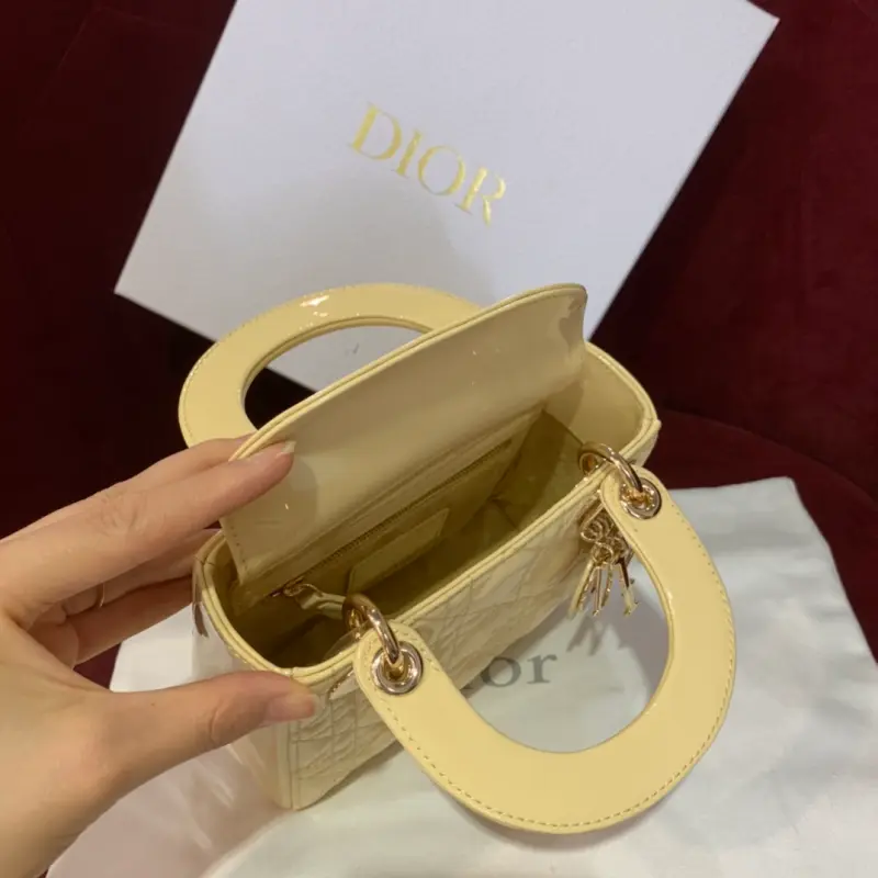 ML181 1 High Quality Bags - Image 7