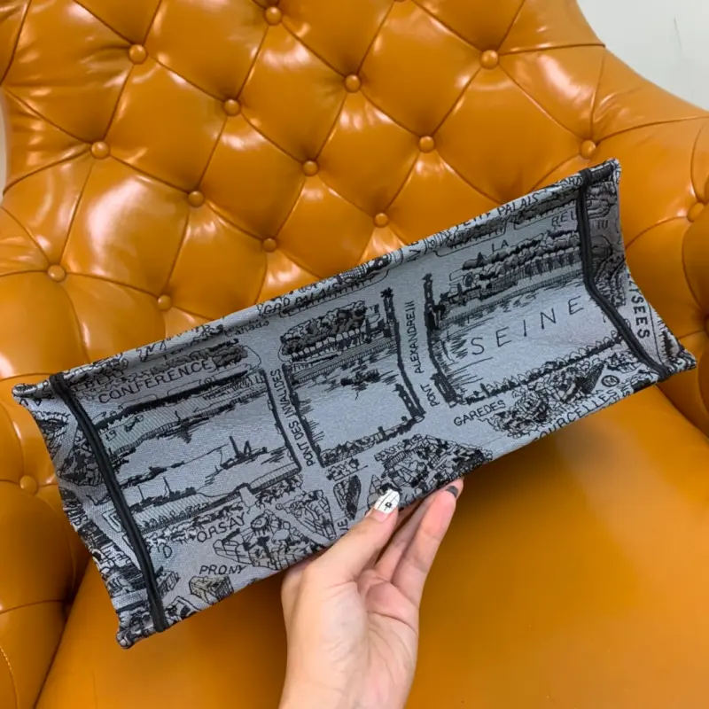 ML157 41cm High Quality Bags - Image 5