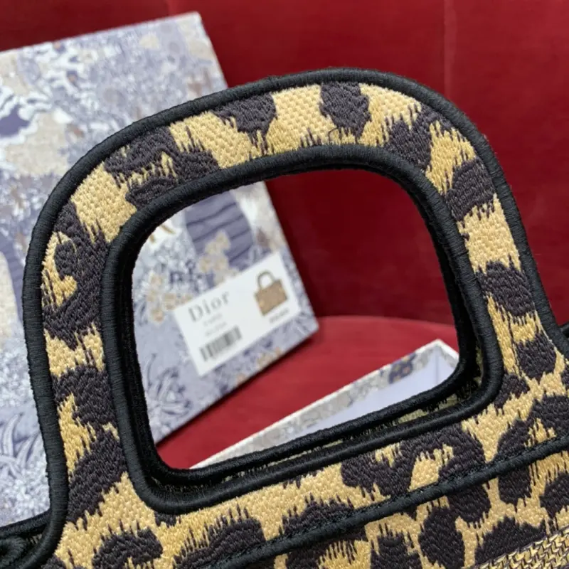 ML154 High Quality Bags - Image 7