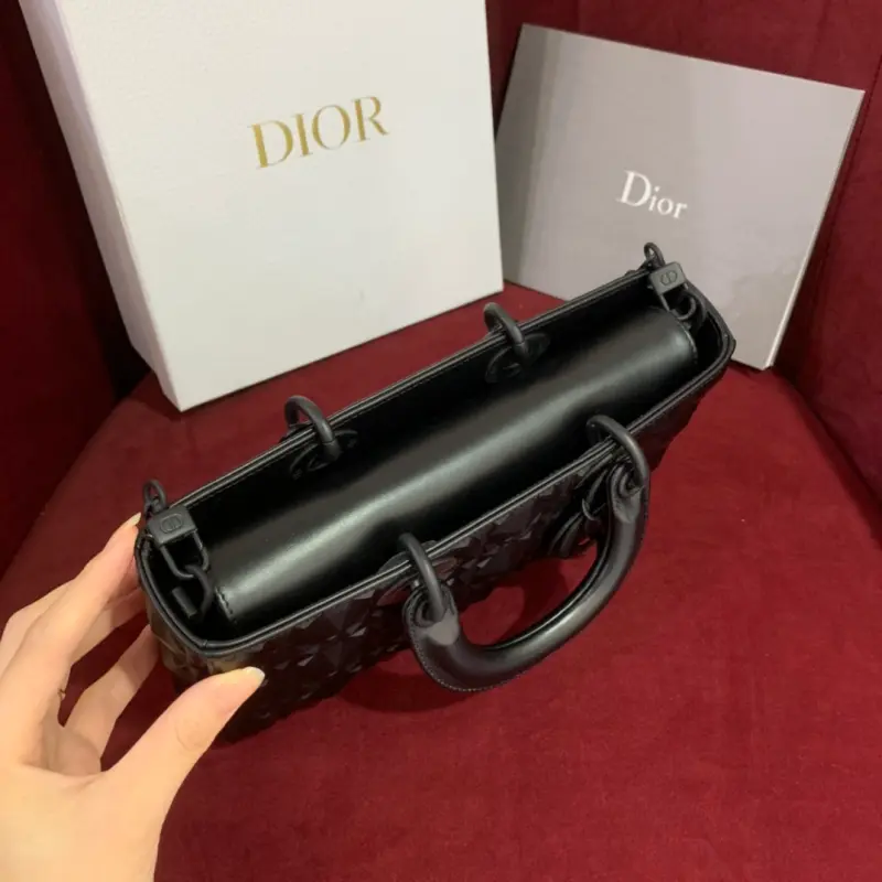 ML132 High Quality Bags - Image 7