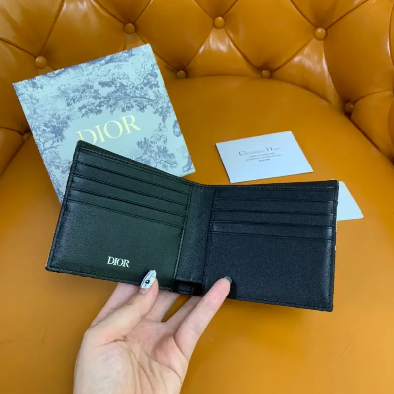 ML95 High Quality Bags - Image 7