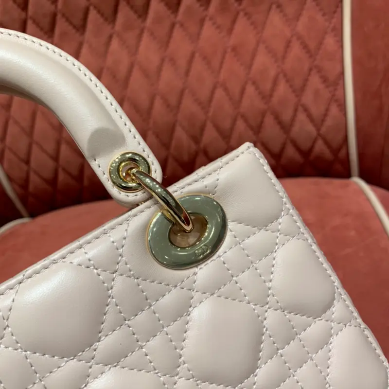 ML82 High Quality Bags - Image 6