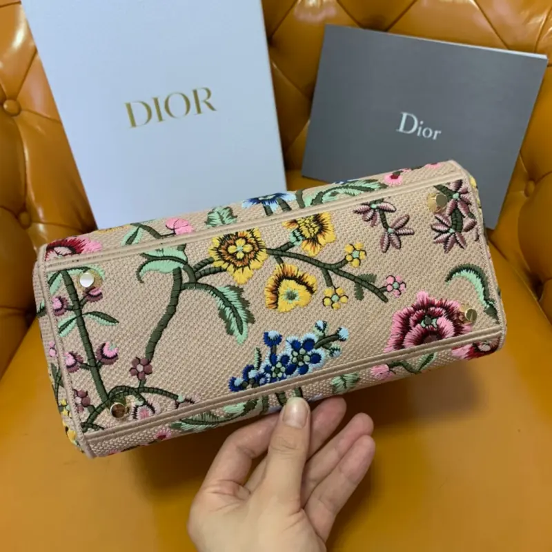 ML52 High Quality Bags - Image 7