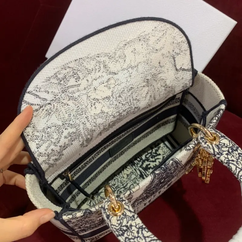 ML46 High Quality Bags - Image 8