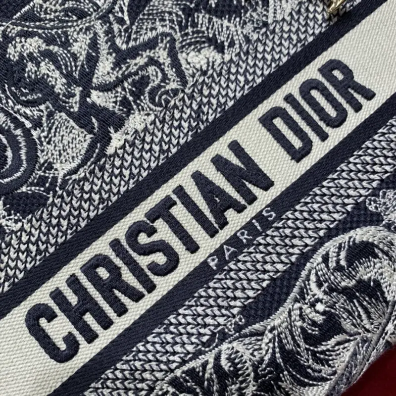 ML32 High Quality Bags - Image 7