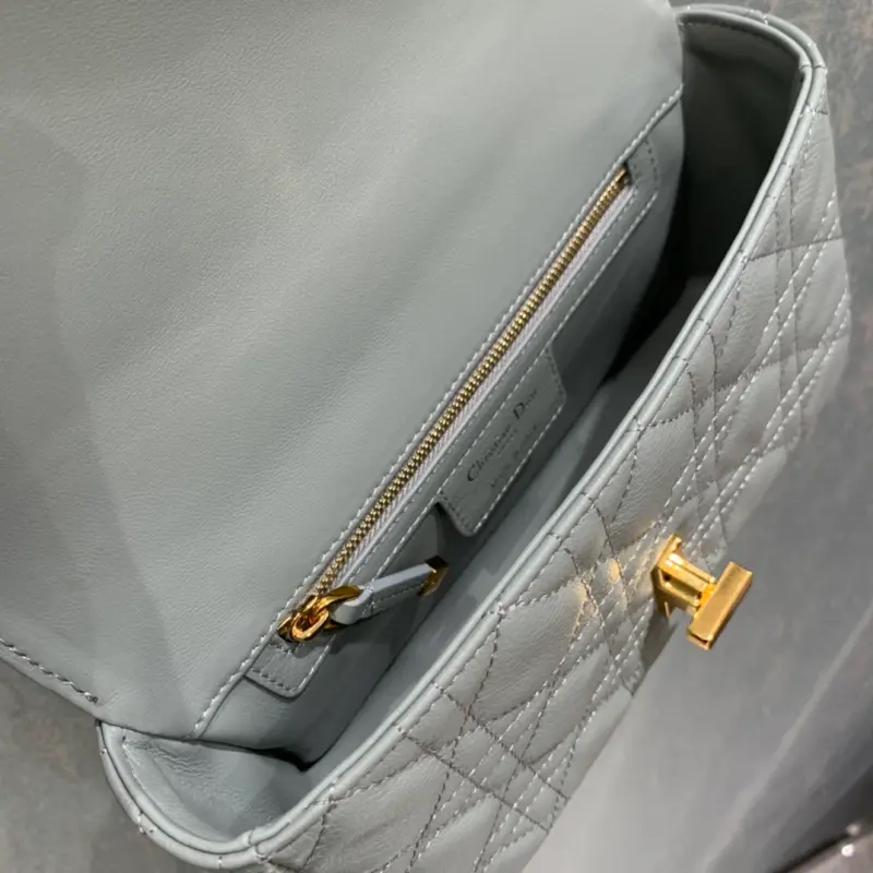 ML102 5 High Quality Bags - Image 7