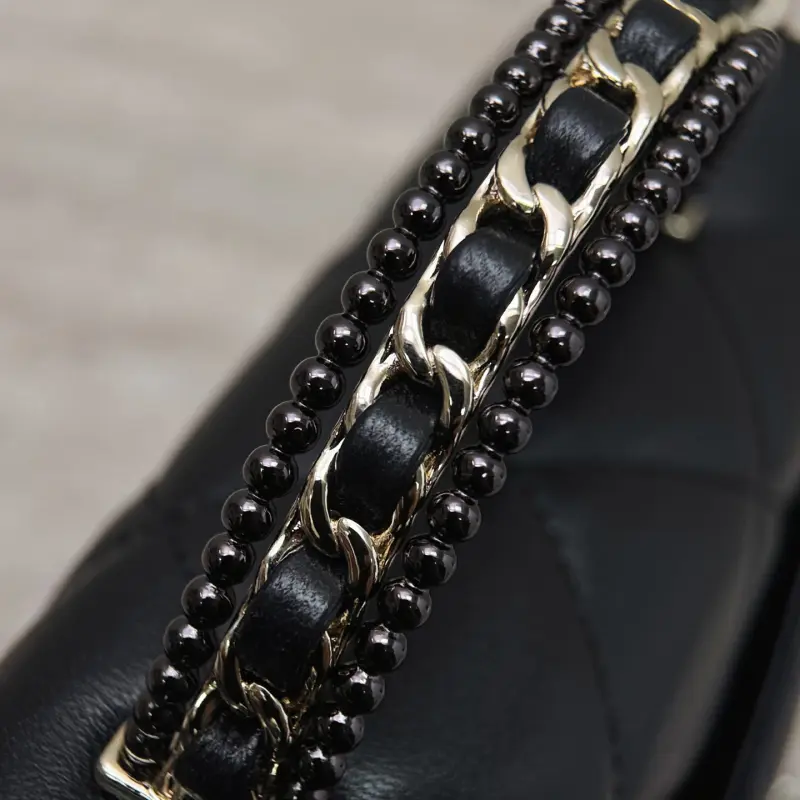 25p Wristband Handle Black High Quality Bags - Image 10