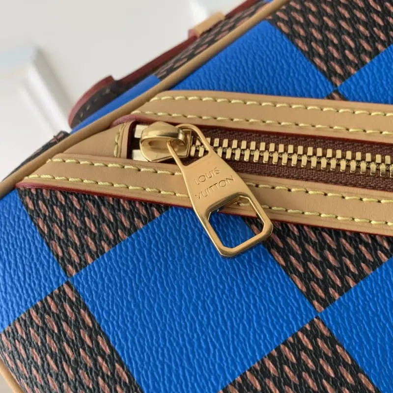 M40567 HH175 24x24x8cm High Quality Bags - Image 7