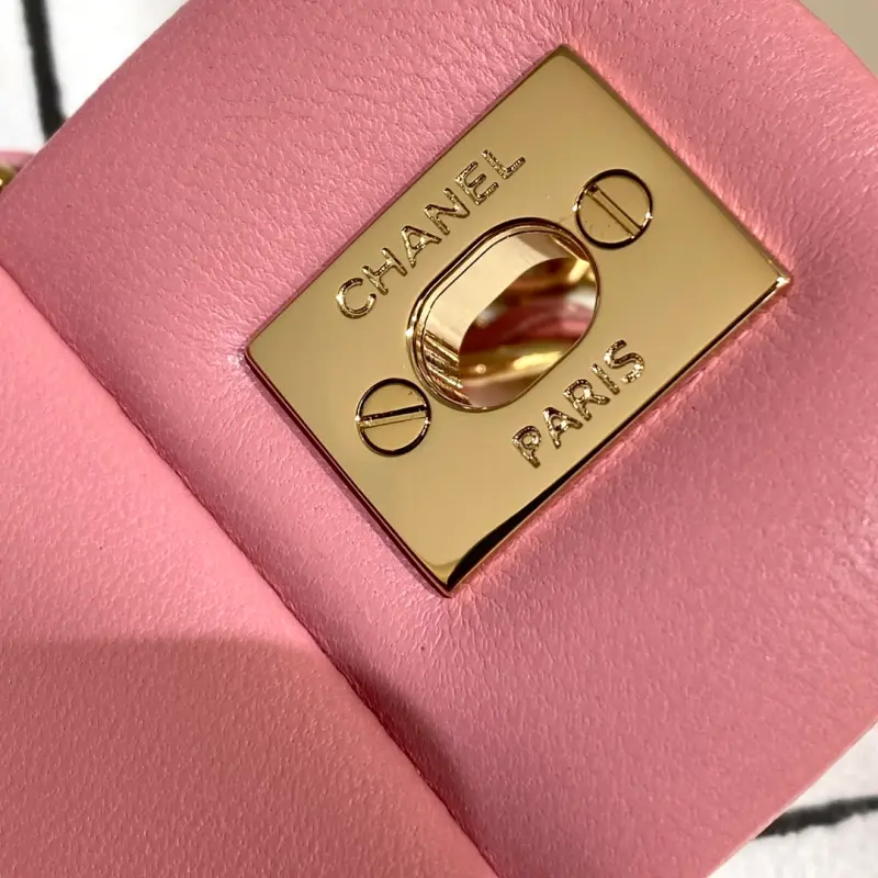 Medium 25cm Lamb Skin CM 4 High Quality Bags - Image 7