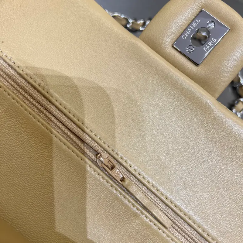 Medium 25cm Lamb Skin CM 12 High Quality Bags - Image 7