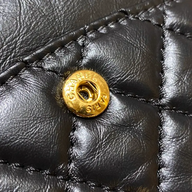 Medium 24cm High Quality Bags - Image 7