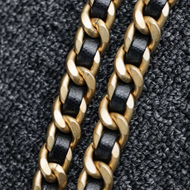 24s Handle Mailman CM 1 High Quality Bags - Image 11