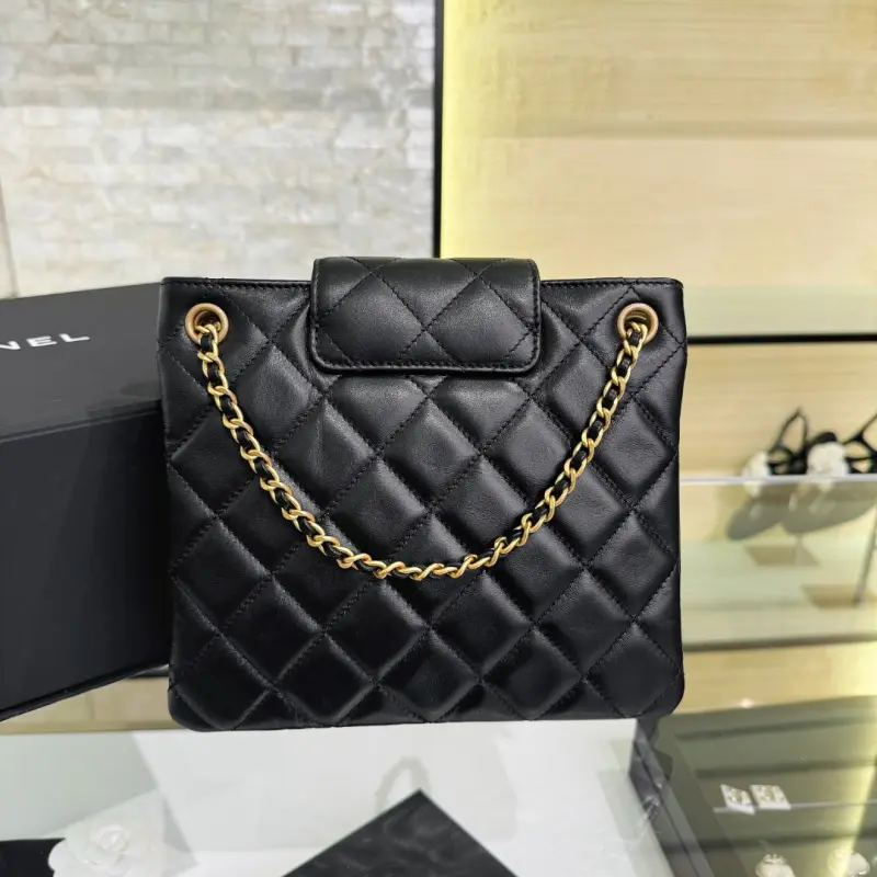 24c Underarm Bag High Quality Bags - Image 11