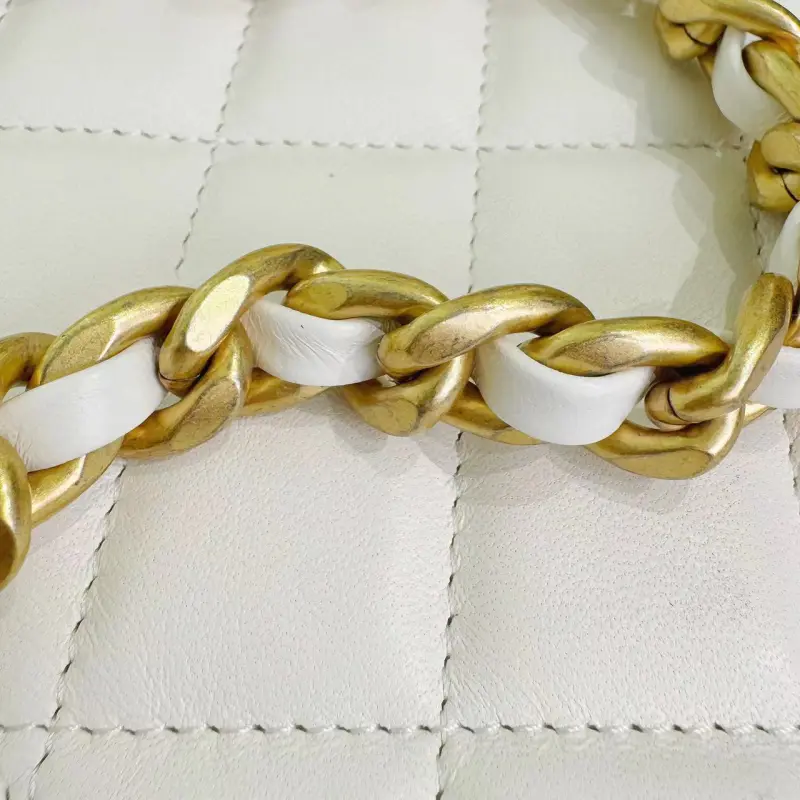 23B Single Chain Underarm CM 1 High Quality Bags - Image 7