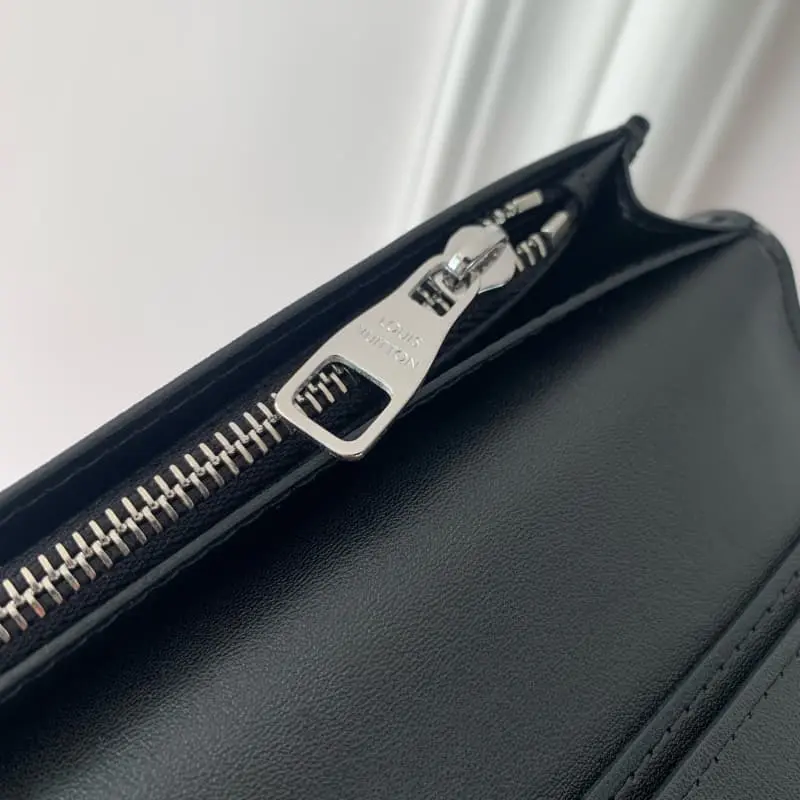 M83126 HH114 10x19x2cm High Quality Bags - Image 7