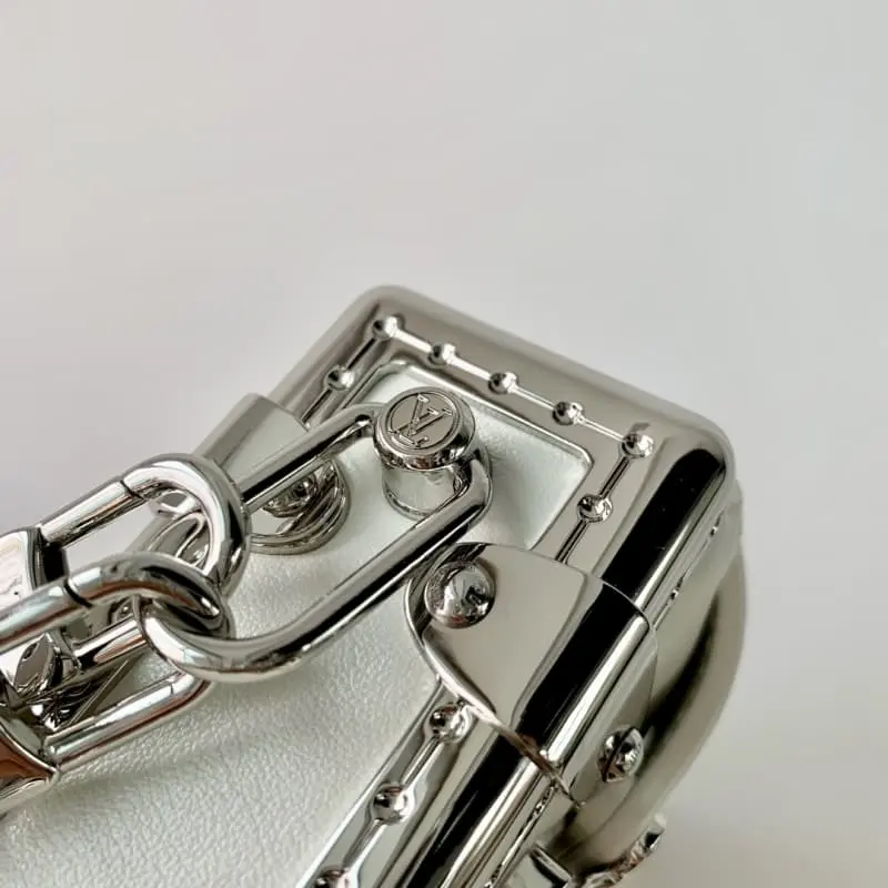 M25445 White 23x12x4cm High Quality Bags - Image 7